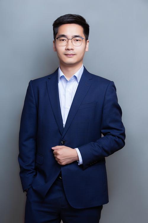 许宗颖 调色与视觉增强负责人